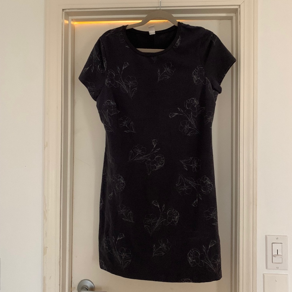 Old Navy Floral Short Sleeve Dress